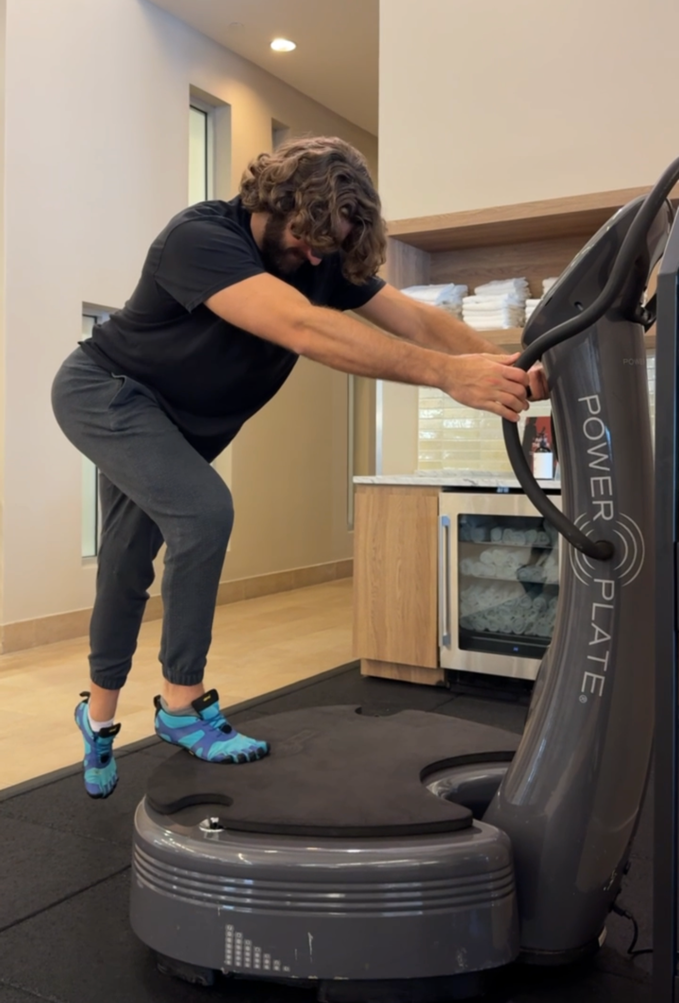 Power Plate Vibration Plate Benefits: Why It Feels Different From the Moment You Step On