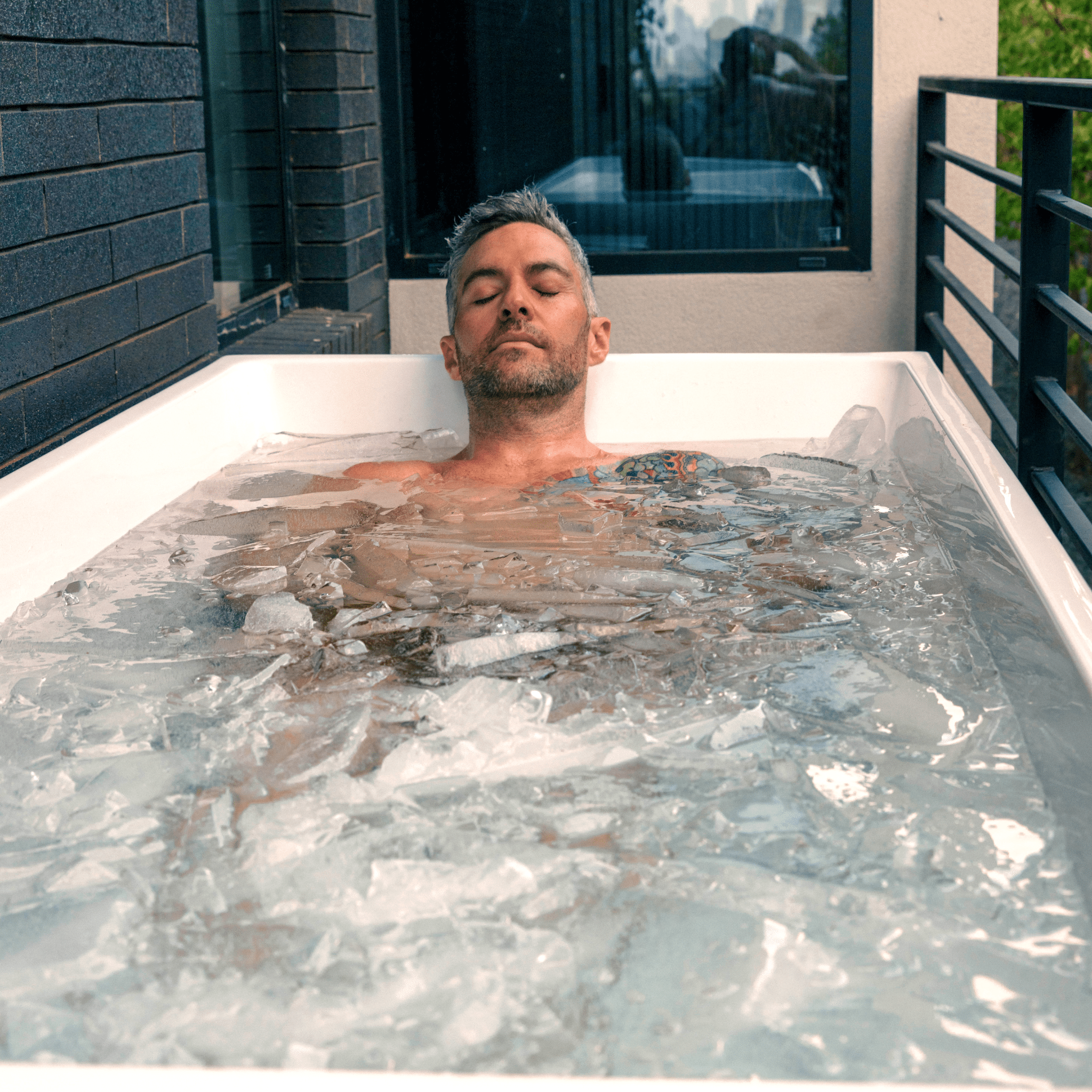 Acrylic Plunge - The Recovery Outlet