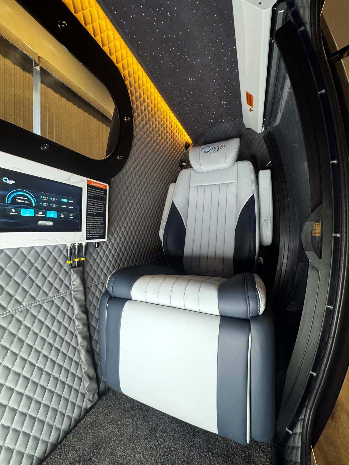XLS-35 vertical walk-in hyperbaric chamber