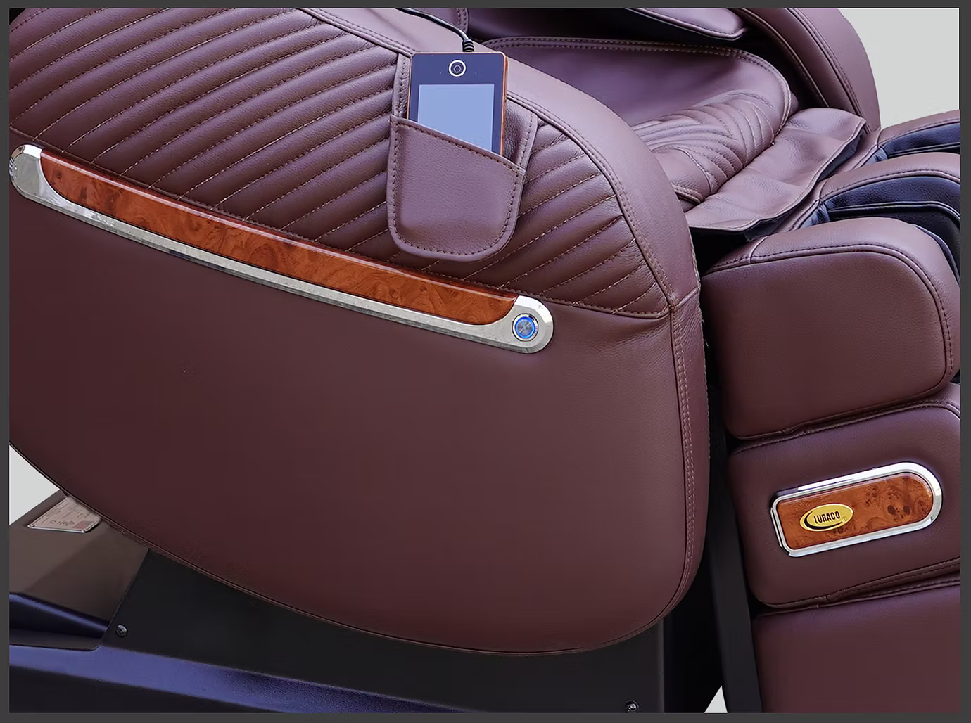 Luraco i9 Max PLUS Billionaire Edition Massage Chair