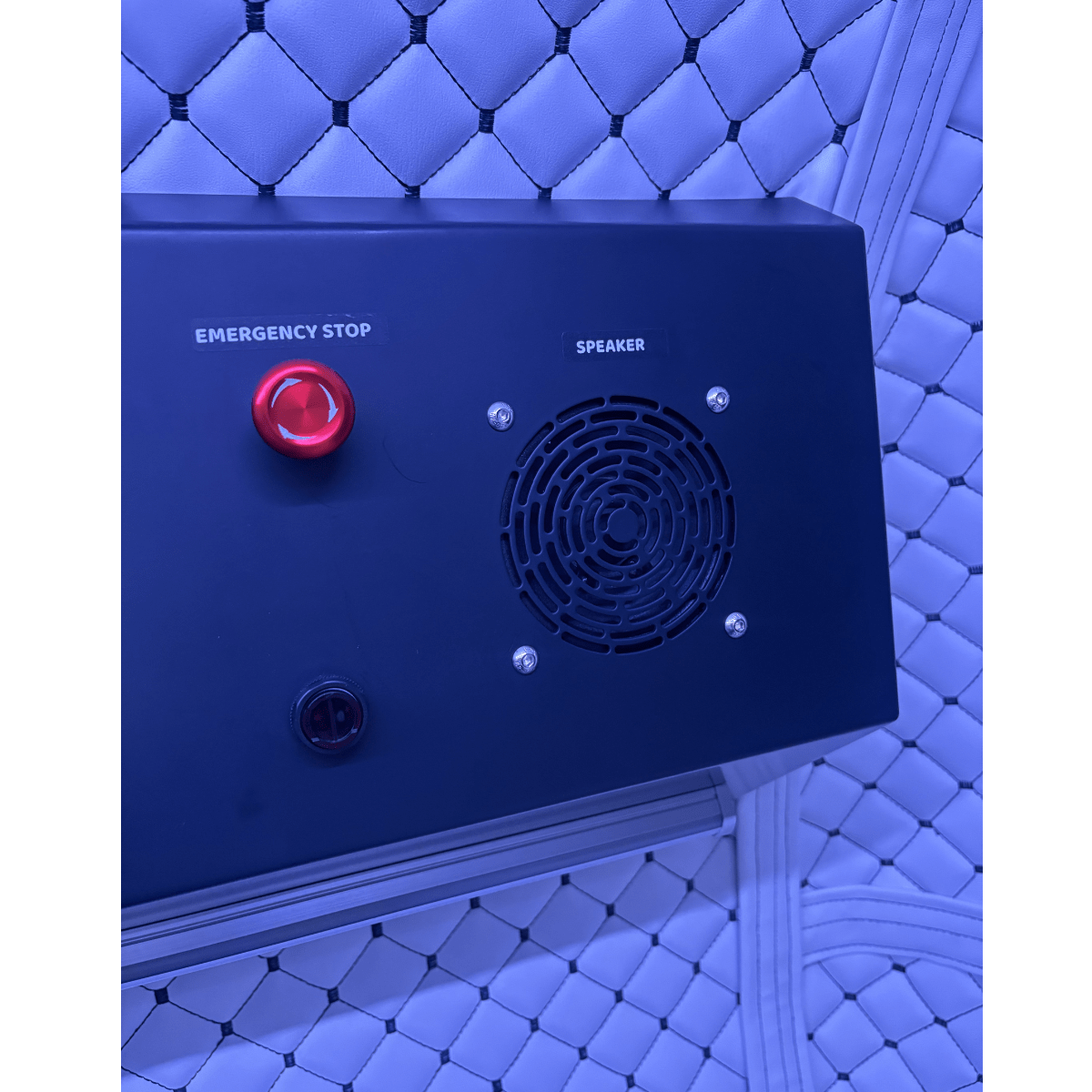 Hard Shell Hyperbaric Chamber With BIBS Masks - The Recovery Outlet