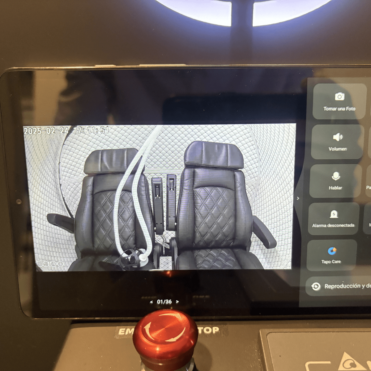 Hard Shell Hyperbaric Chamber With BIBS Masks - The Recovery Outlet