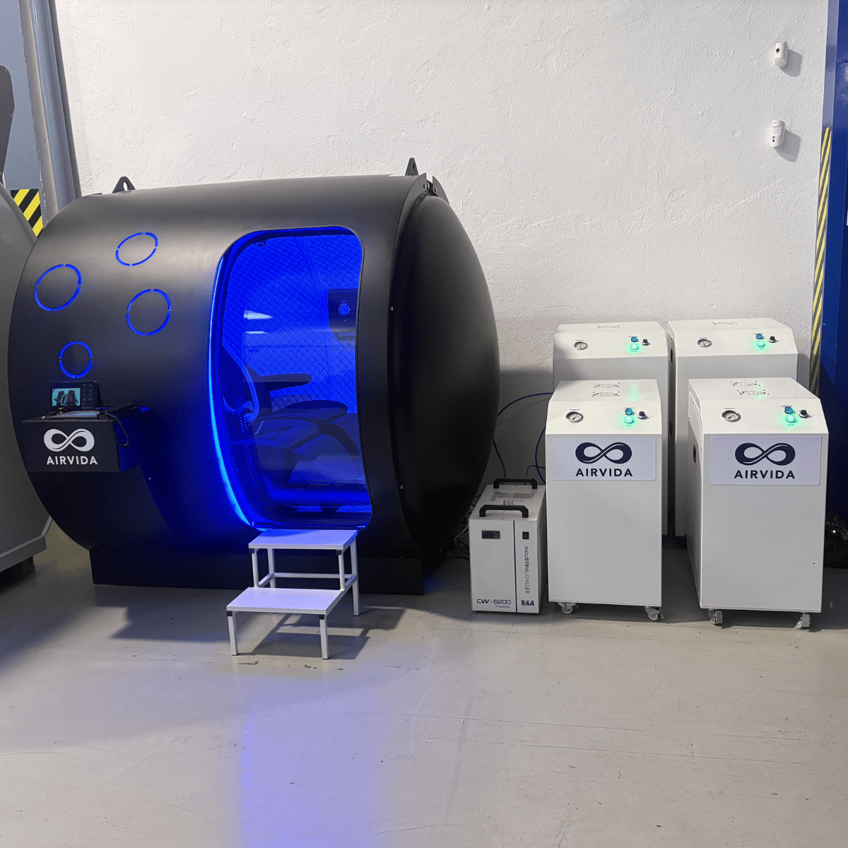 Hard Shell Hyperbaric Chamber With BIBS Masks - The Recovery Outlet