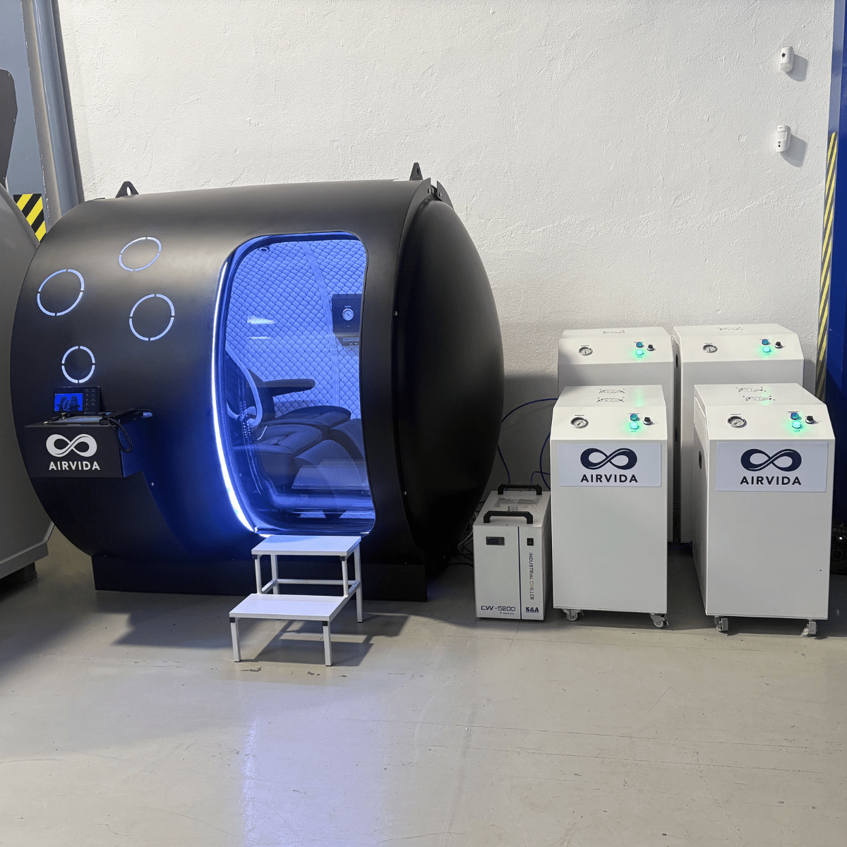 Hard Shell Hyperbaric Chamber With BIBS Masks - The Recovery Outlet