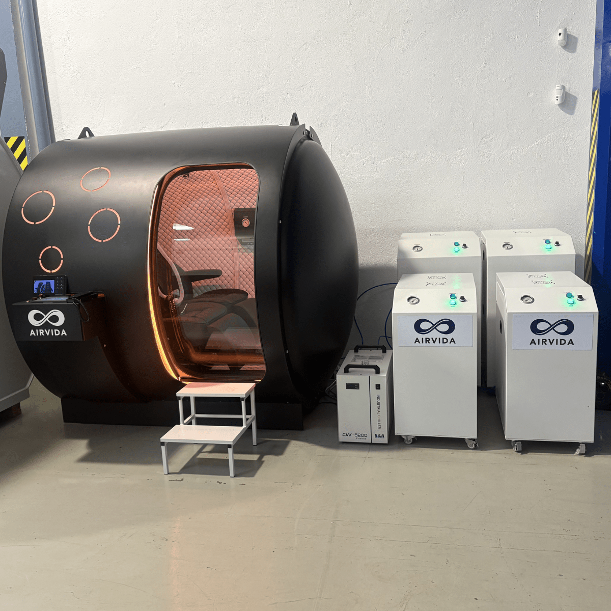 Hard Shell Hyperbaric Chamber With BIBS Masks - The Recovery Outlet