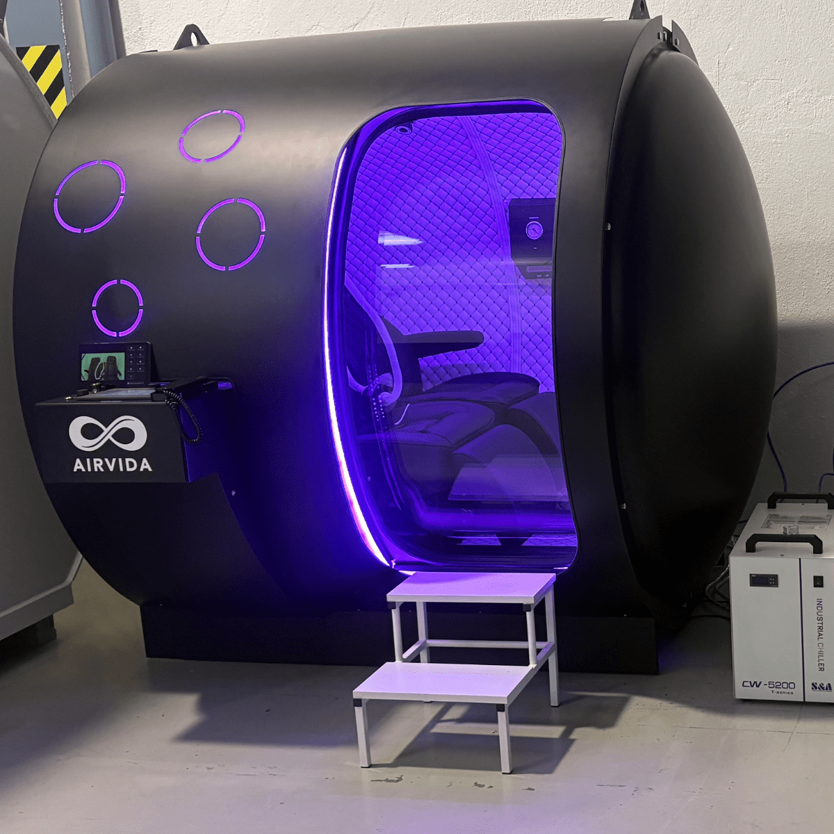 Hard Shell Hyperbaric Chamber With BIBS Masks - The Recovery Outlet