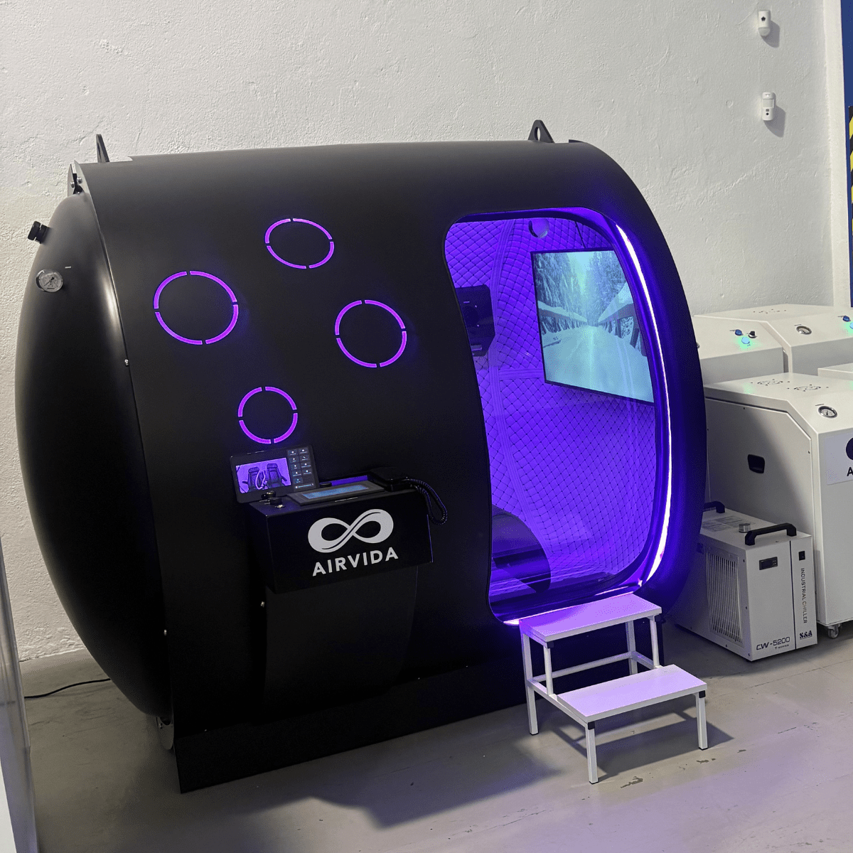 Hard Shell Hyperbaric Chamber With BIBS Masks - The Recovery Outlet