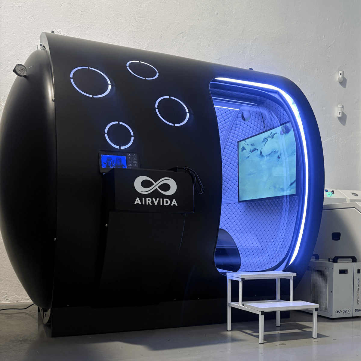 Hard Shell Hyperbaric Chamber With BIBS Masks - The Recovery Outlet