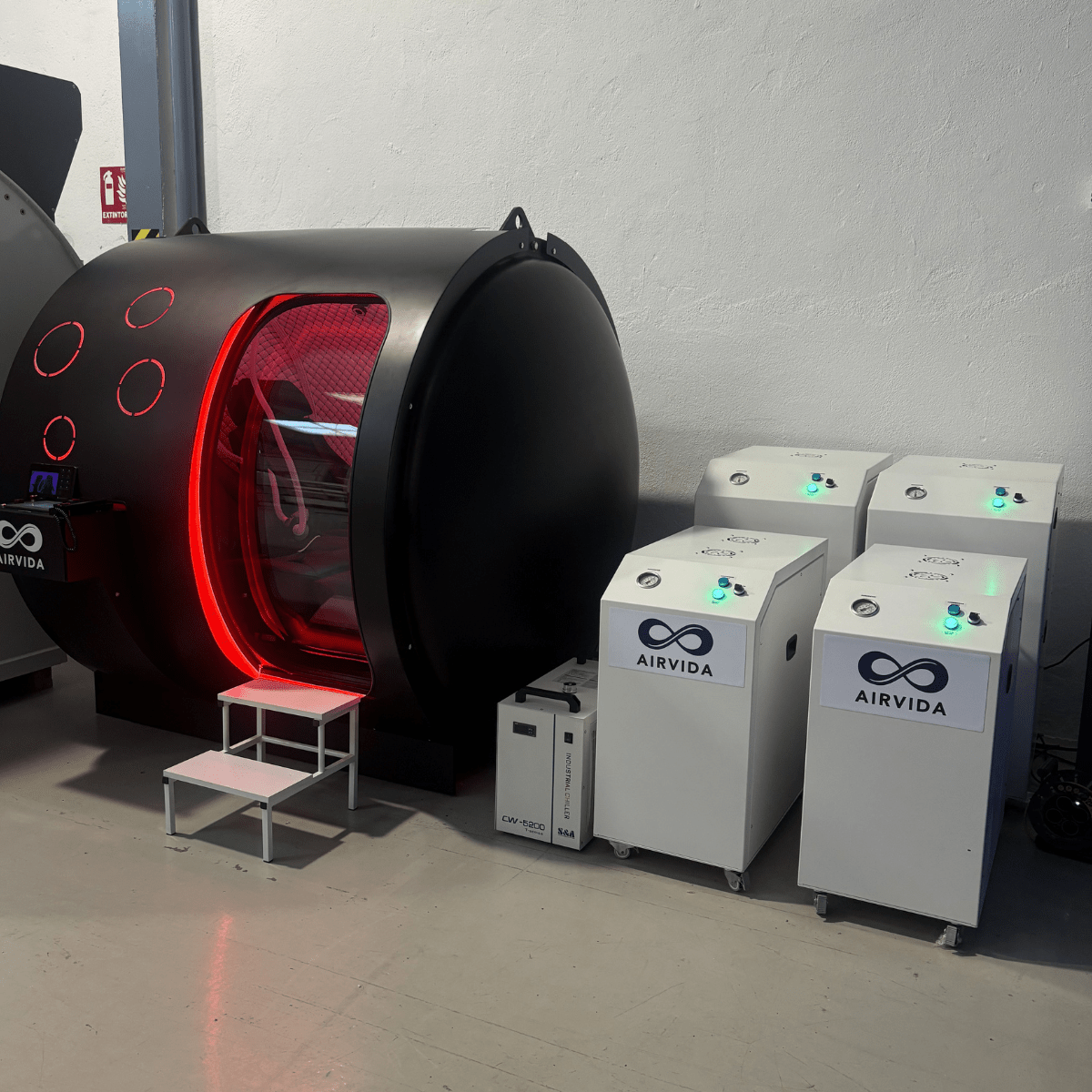 Hard Shell Hyperbaric Chamber With BIBS Masks - The Recovery Outlet