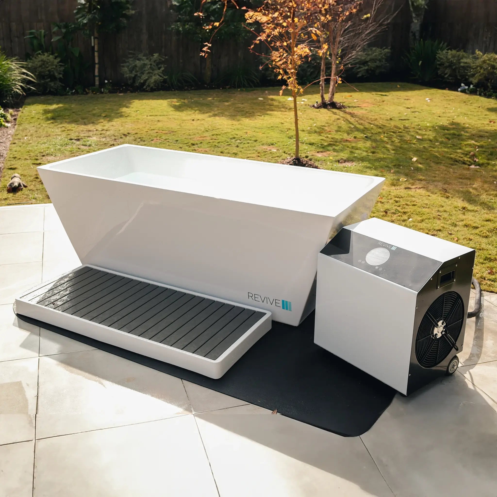 2 Person Traditional Sauna & Acrylic Plunge - The Recovery Outlet