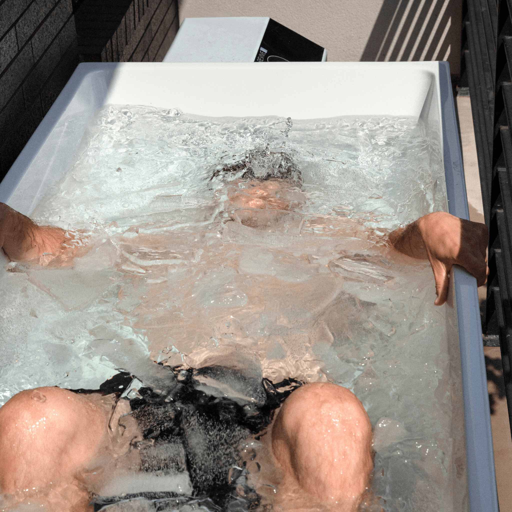 Acrylic Plunge - The Recovery Outlet