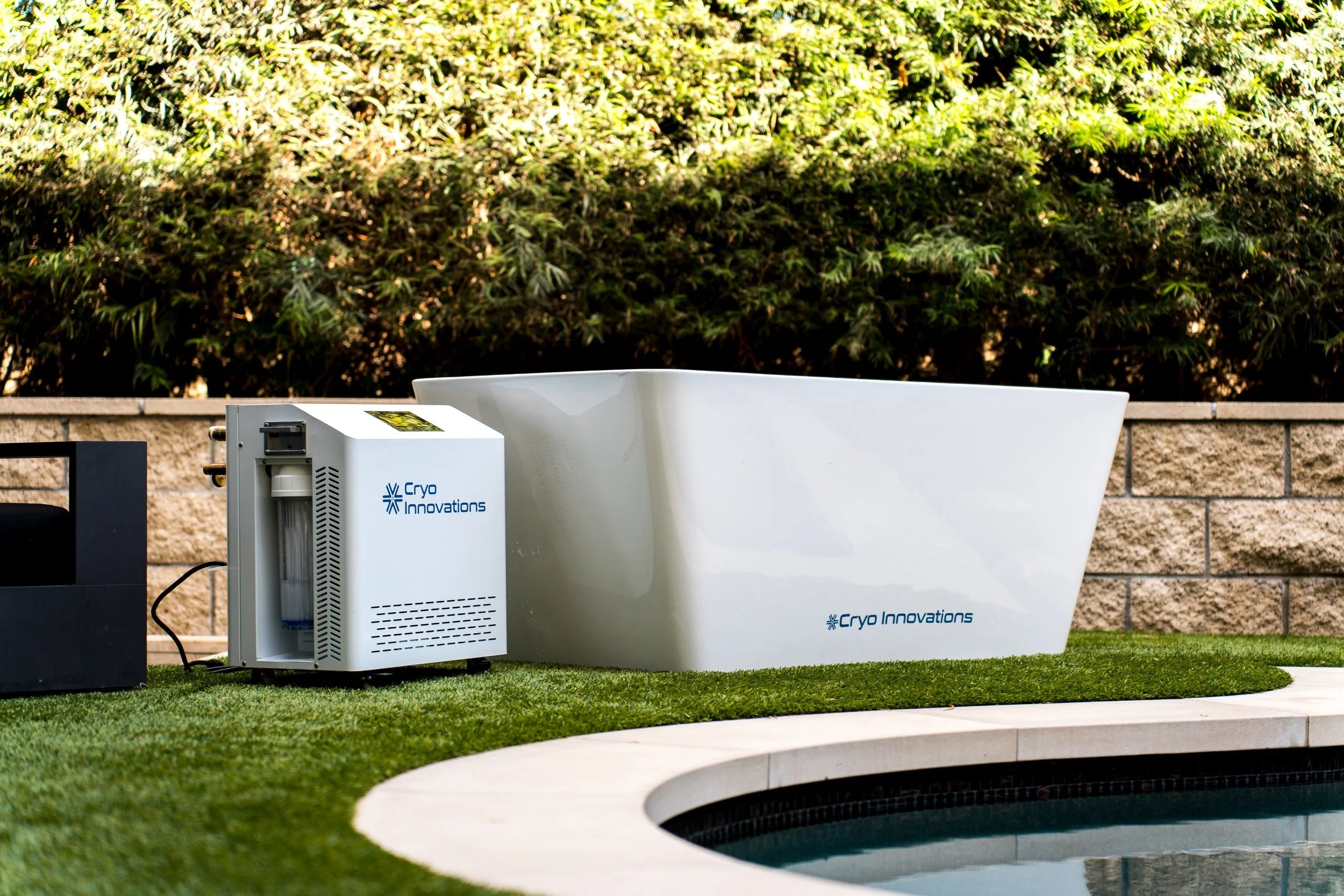 Cryo Innovations XR Cryo Plunge Acrylic Tub