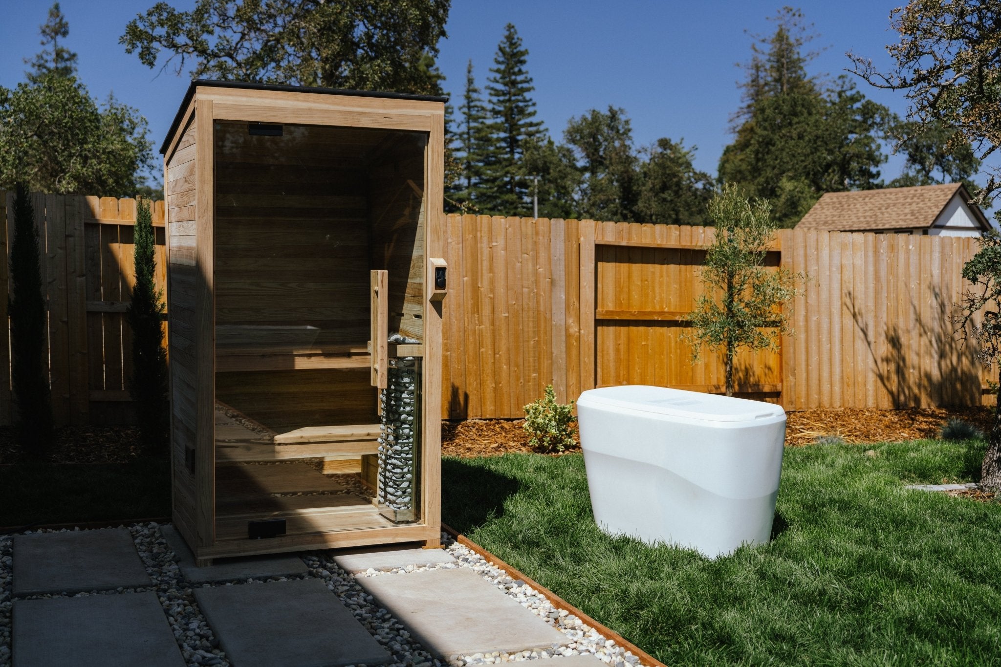 Plunge Pod + The Sauna Mini Bundle - The Recovery Outlet
