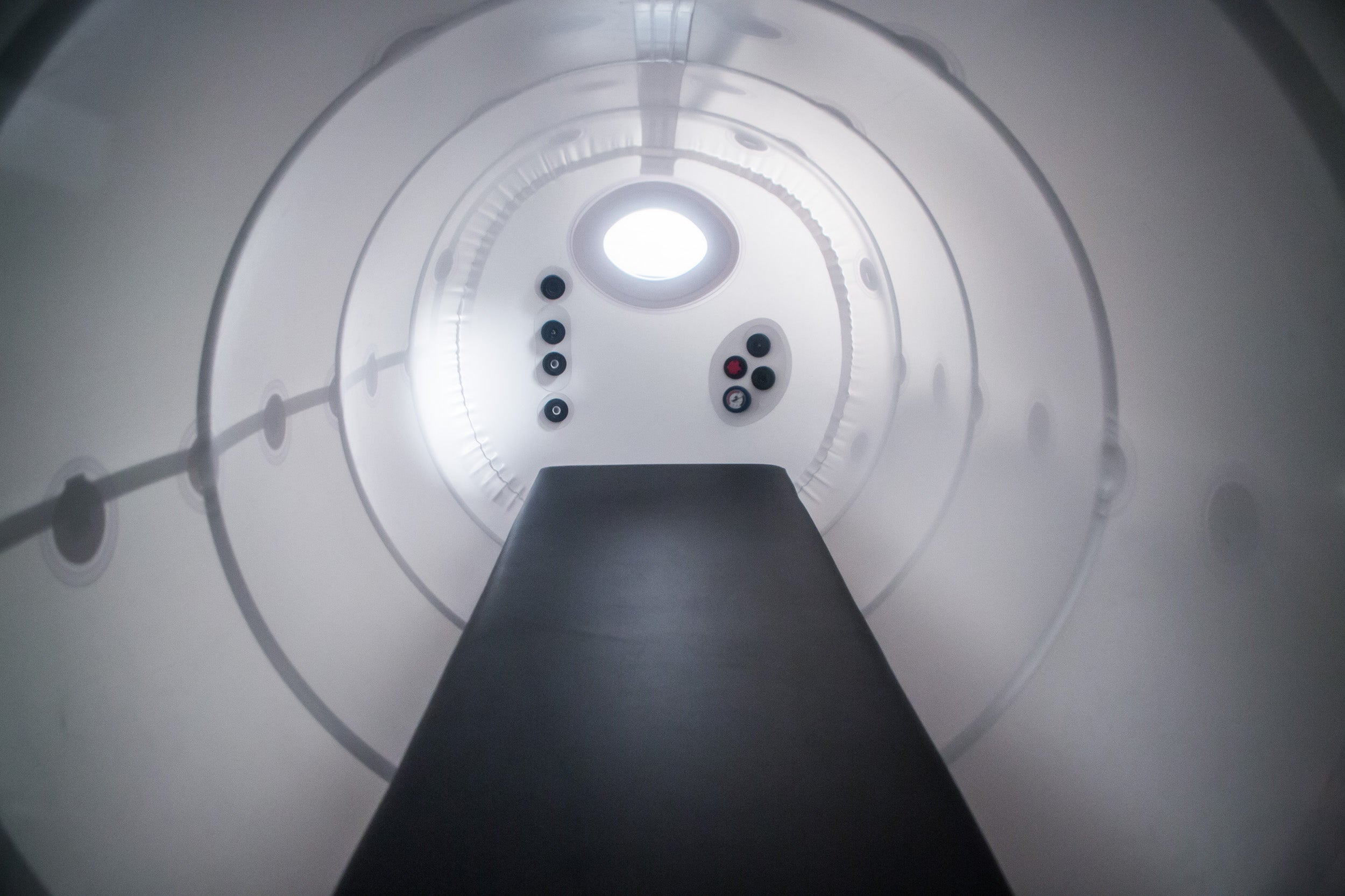Grand Dive Pro Hyperbaric chamber