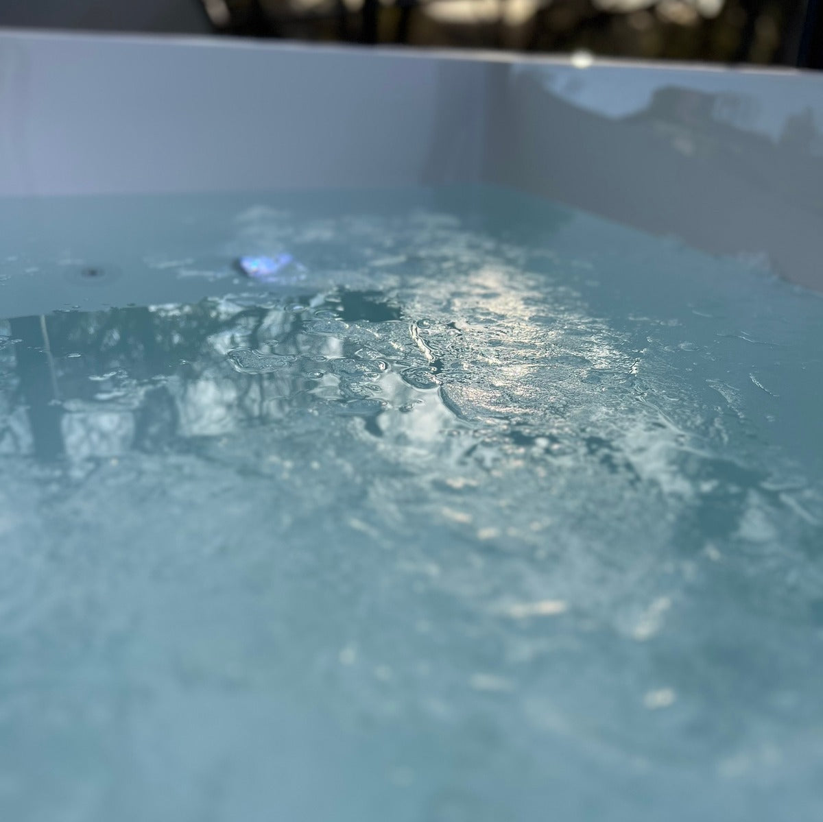 6 Person Traditional Sauna & Acrylic Plunge