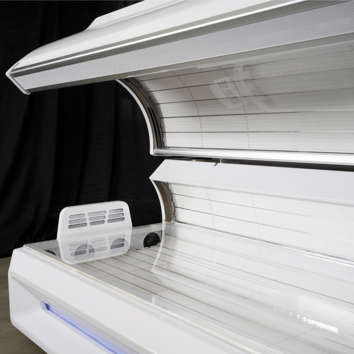 Airvida Radiance Red Light Therapy Bed For Home & Commercial Use - The Recovery Outlet