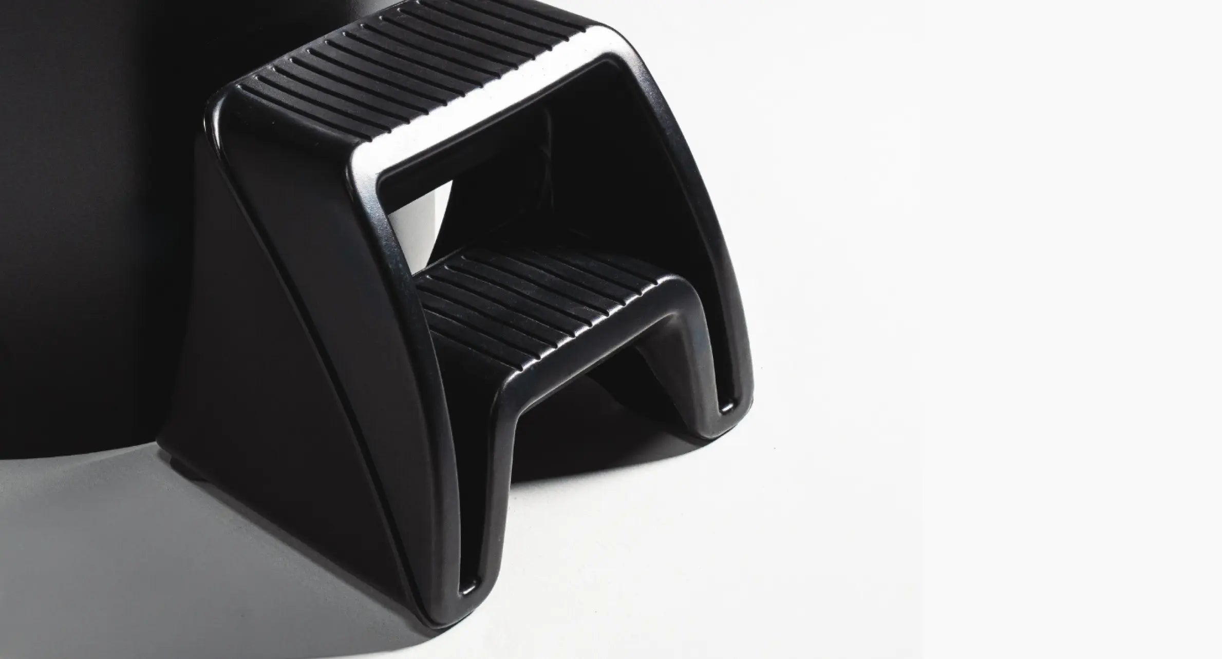Step Stool (deactivate) - The Recovery Outlet