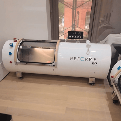 Airvida Ultra 1.3 - 2.0 ATA Hard Shell Lying Hyperbaric Chambers - The Recovery Outlet