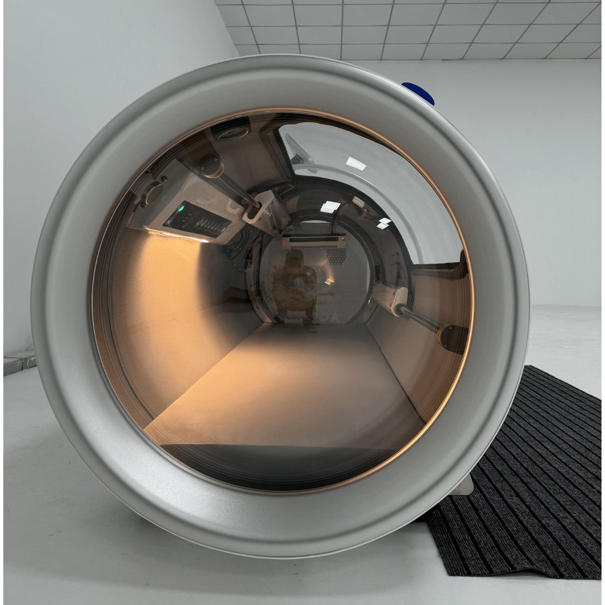 2.0 ATA Hard Shell Laying Chamber - The Recovery Outlet