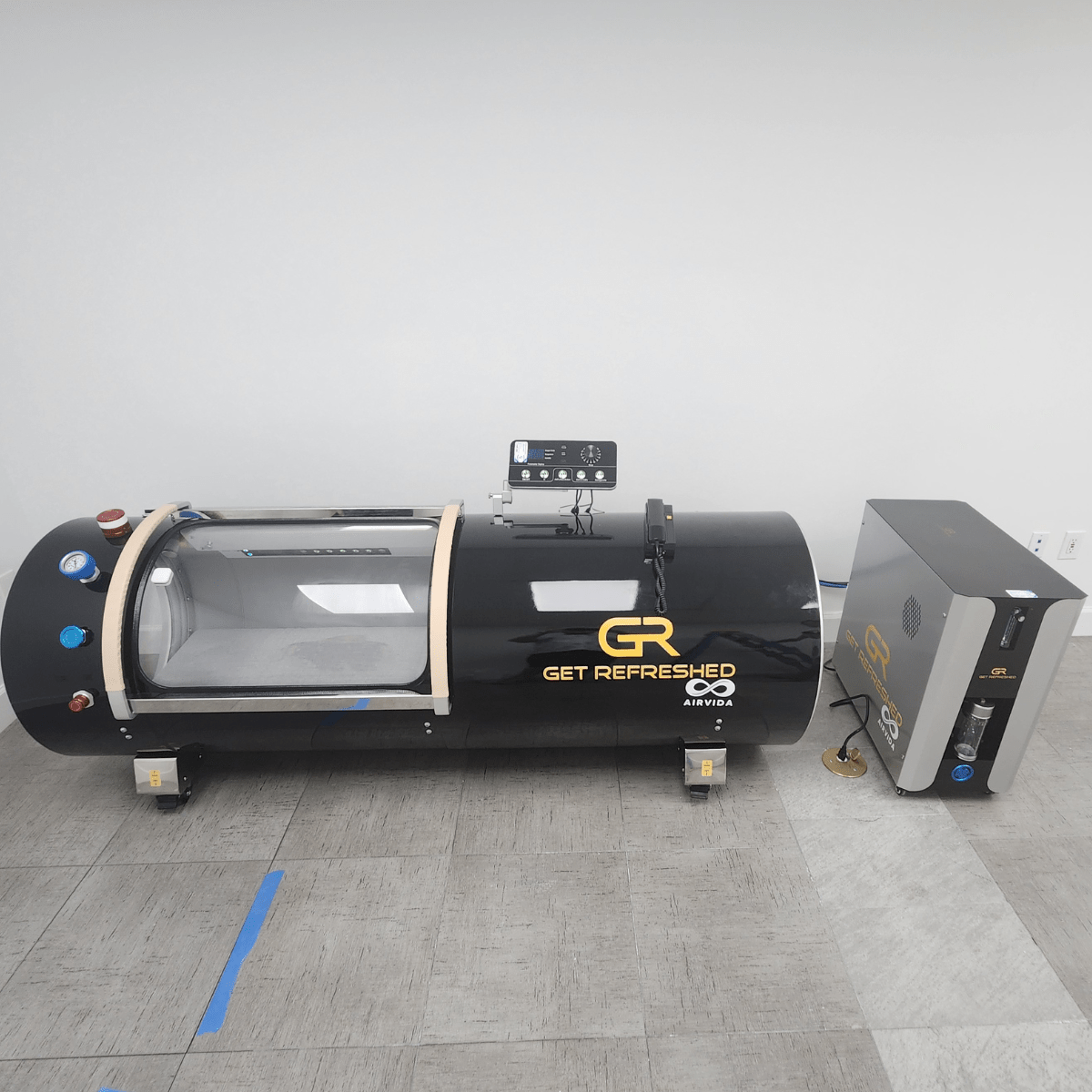 Airvida Ultra 1.3 - 2.0 ATA Hard Shell Lying Hyperbaric Chambers - The Recovery Outlet