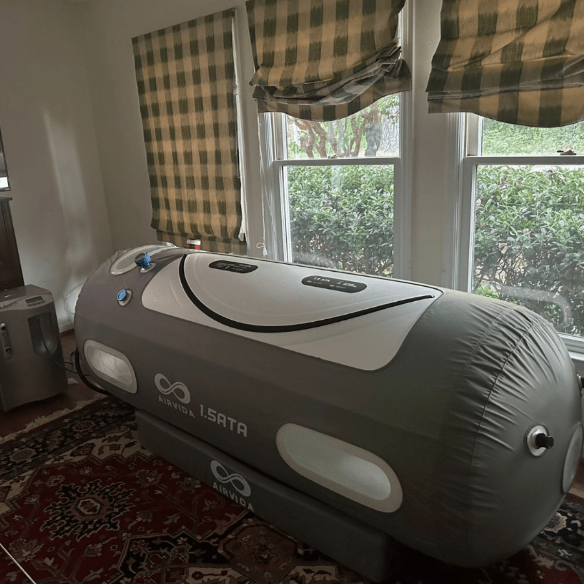 Airvida Lying Hyperbaric Chamber 1.2 - 1.5 ATA - The Recovery Outlet