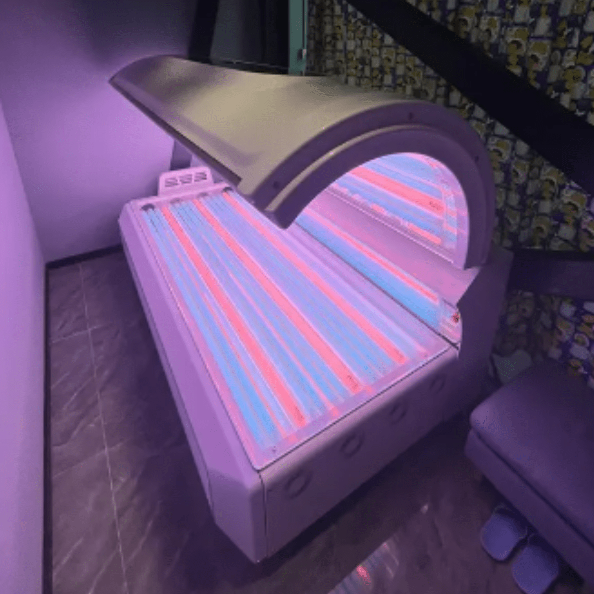 Airvida Radiance Red Light Therapy Bed For Home & Commercial Use - The Recovery Outlet