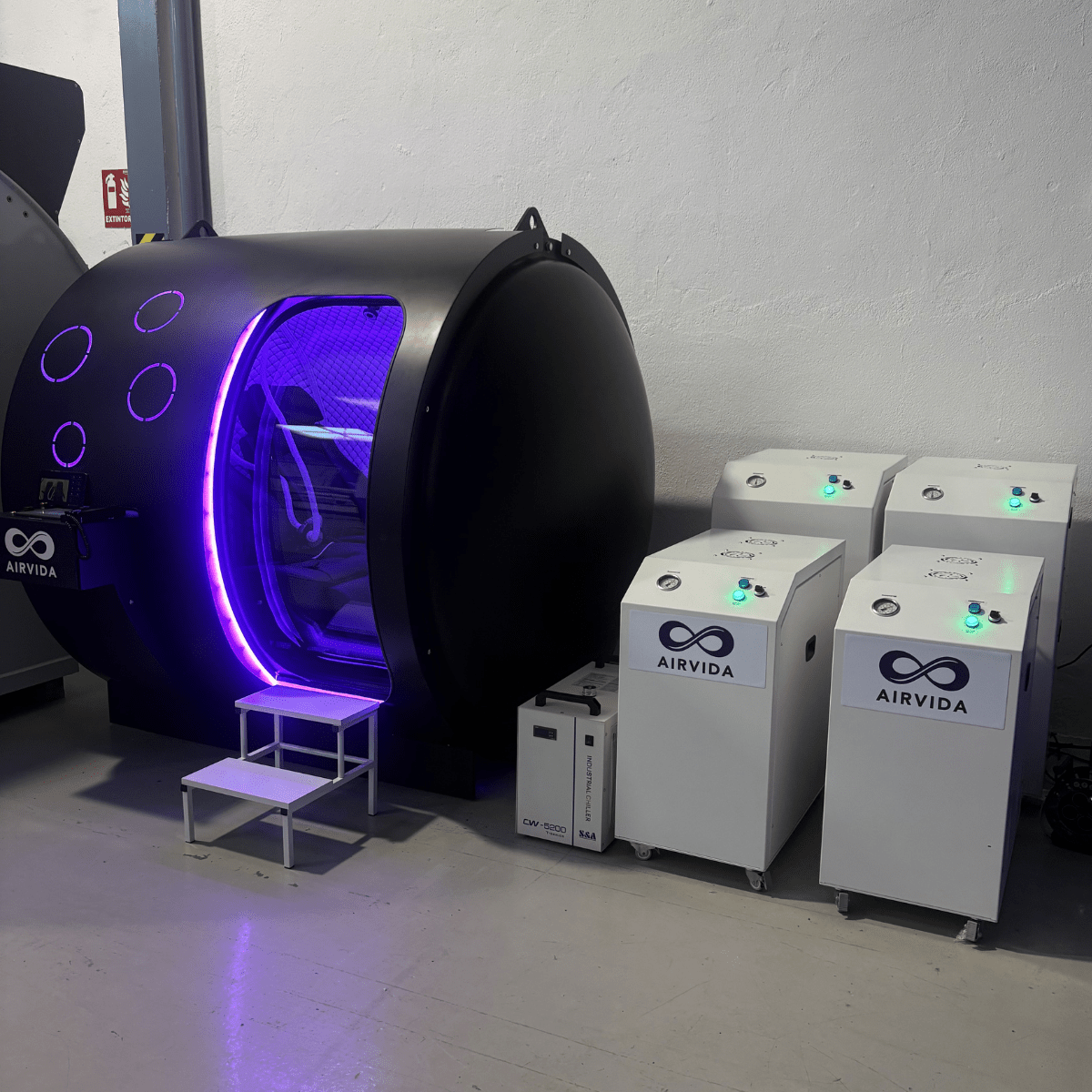 Hard Shell Hyperbaric Chamber With BIBS Masks - The Recovery Outlet