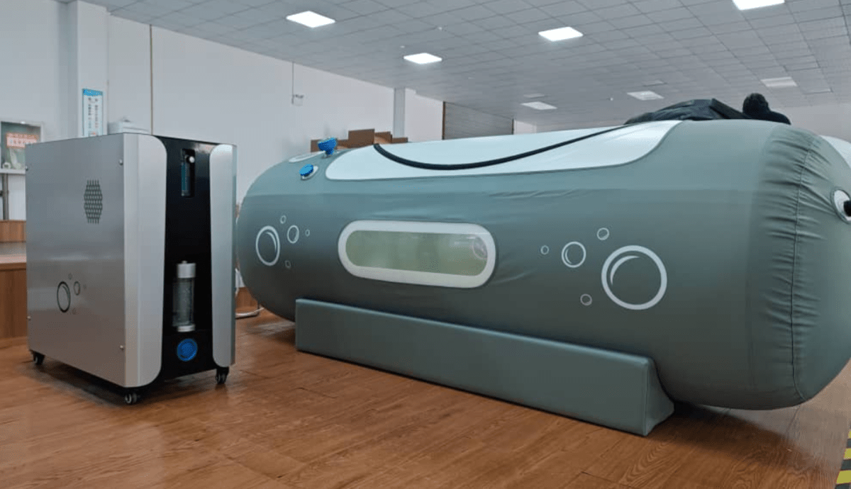 1.1 - 1.4ATA Airvida Portable Lying Hyperbaric Chamber - The Recovery Outlet