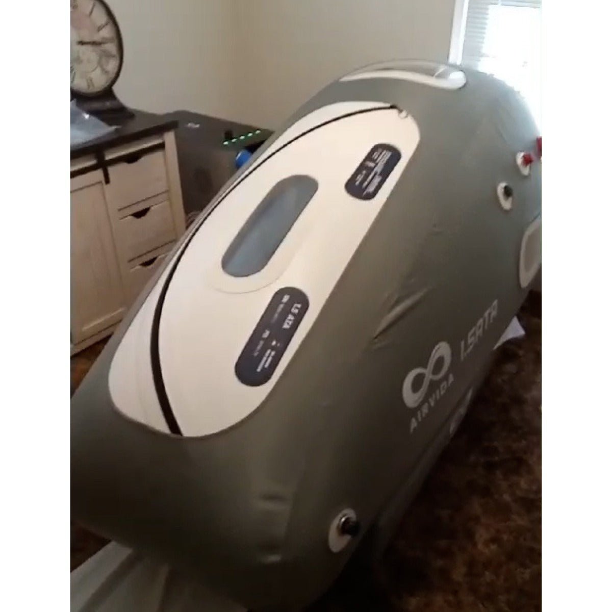Airvida Pro90 Hyperbaric Chamber - The Recovery Outlet