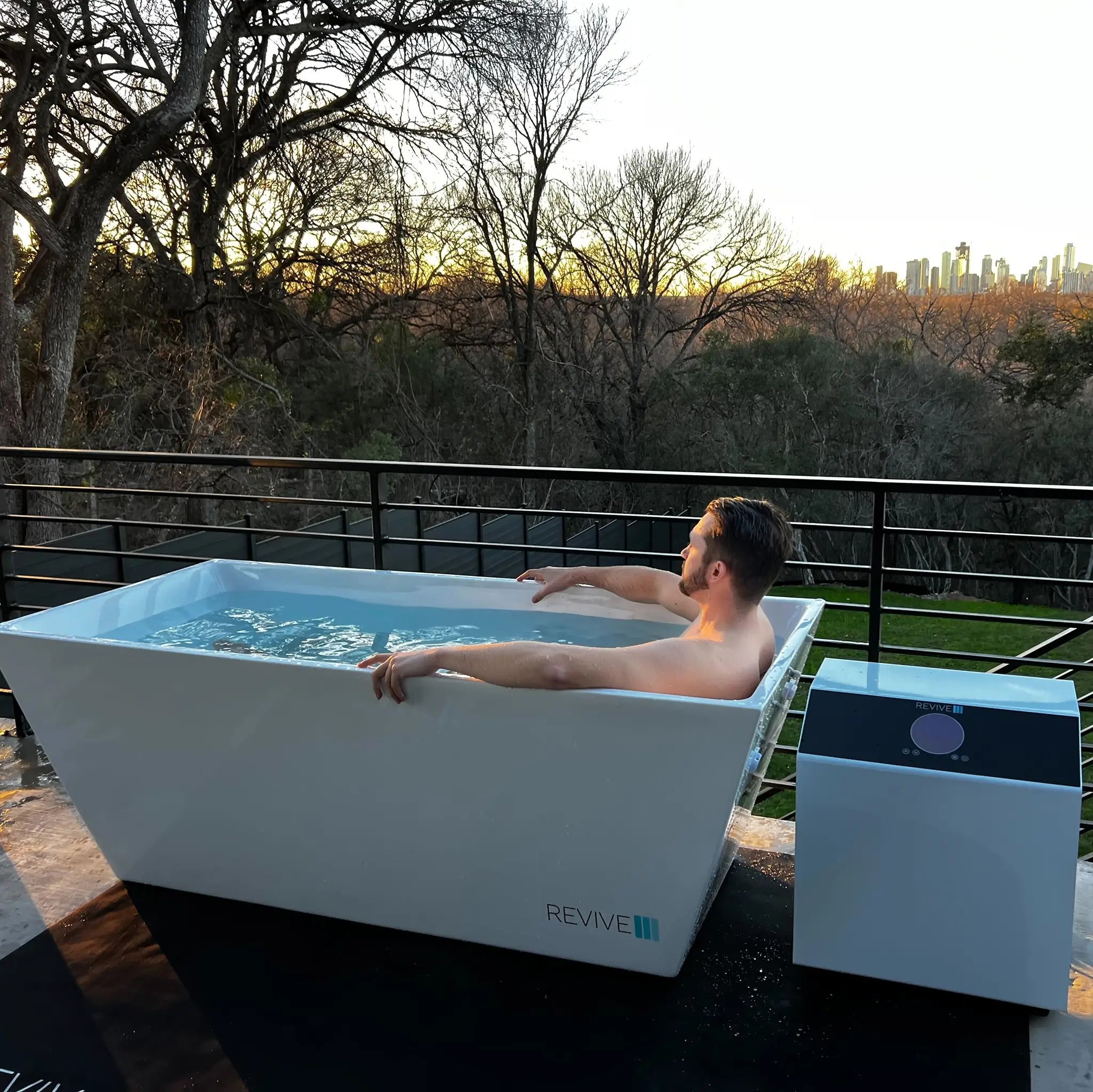Acrylic Plunge - The Recovery Outlet