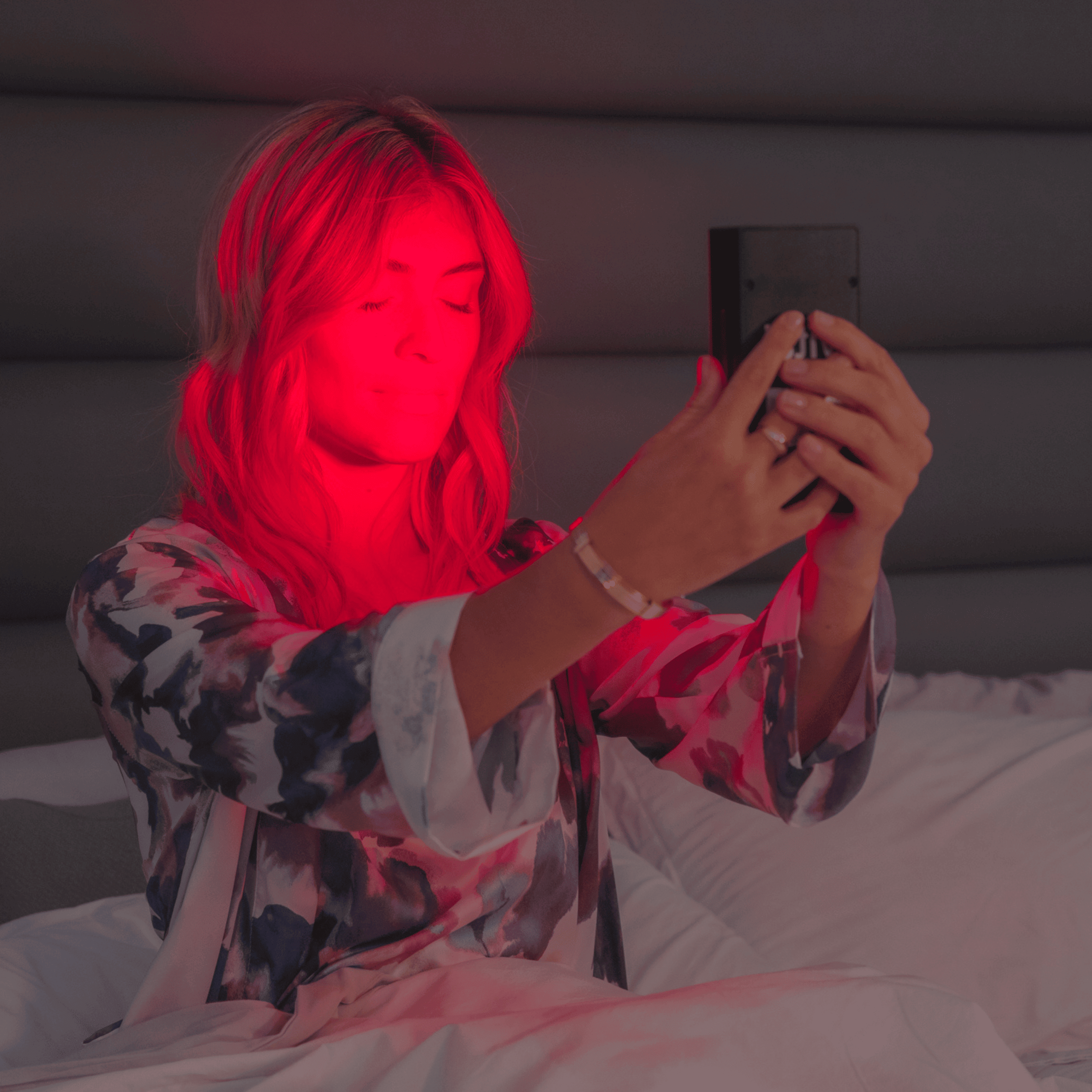 Vital Charge, Handheld Red And Near-Infrared Light Therapy Device