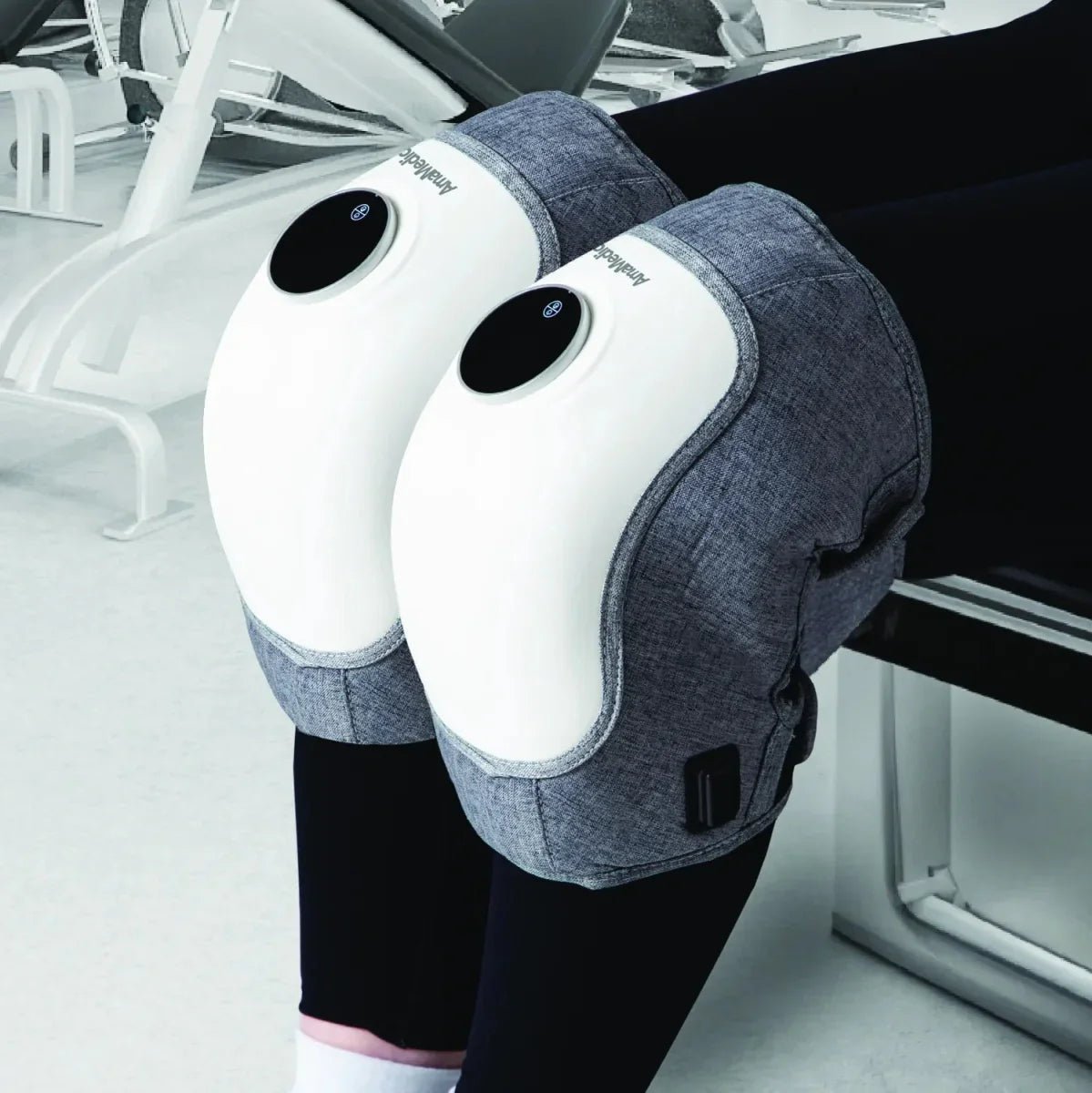 AM - 815 Knee Massagers - The Recovery Outlet