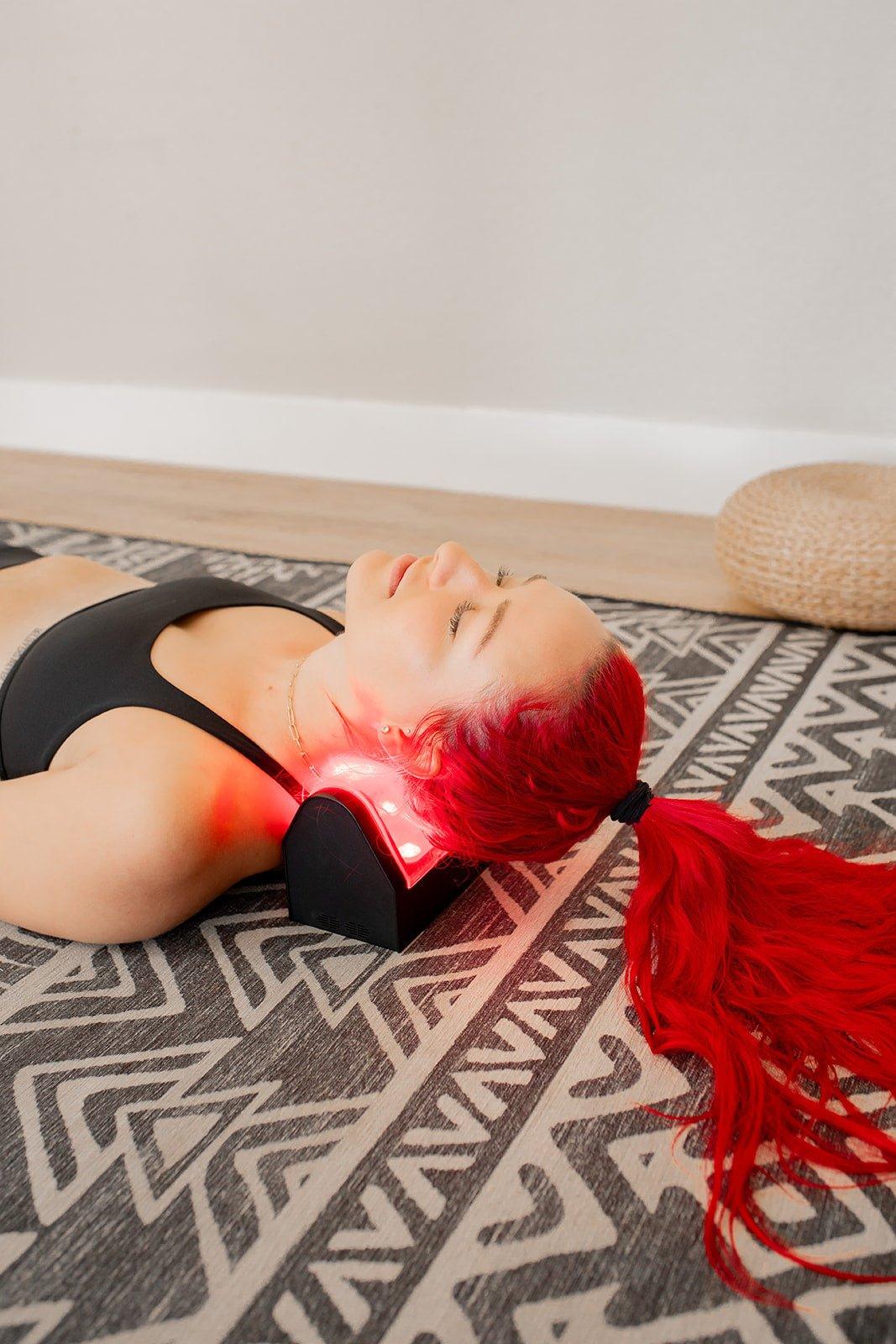 MitoCHIRO™ Neck Wedge | Red Light Therapy for Neck & Spine Health - The Recovery Outlet